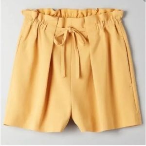 Aritzia Babaton Salim Shorts